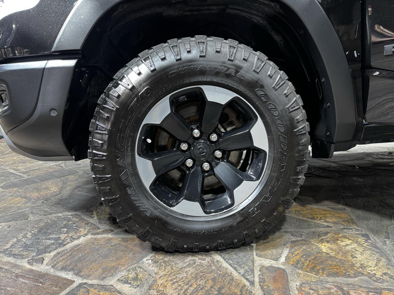 RAM 1500 4WD Crew Cab 140.5" Rebel 2019