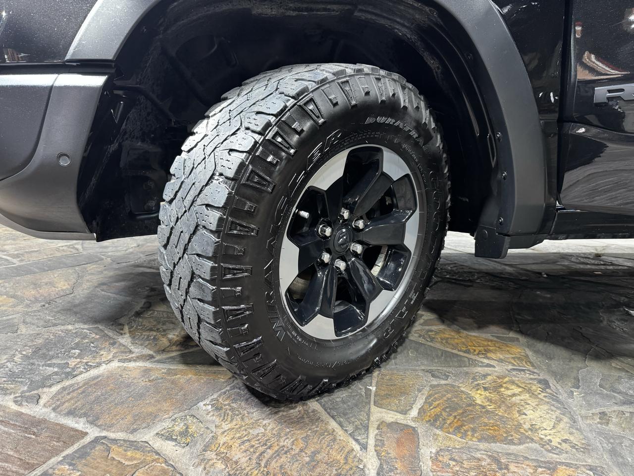 RAM 1500 4WD Crew Cab 140.5" Rebel 2019