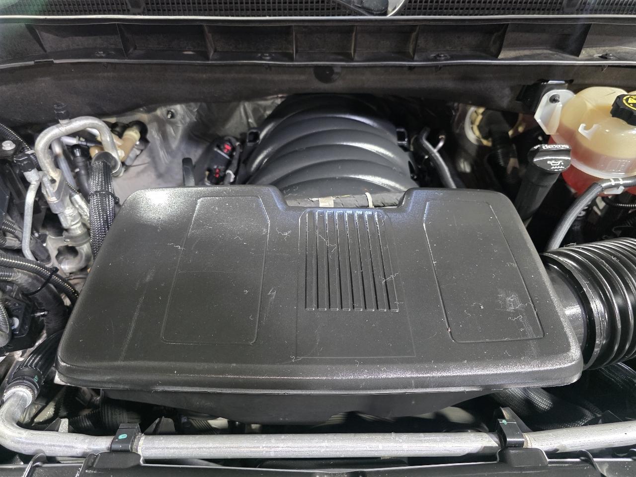 GMC Yukon 4WD 4dr AT4 2021