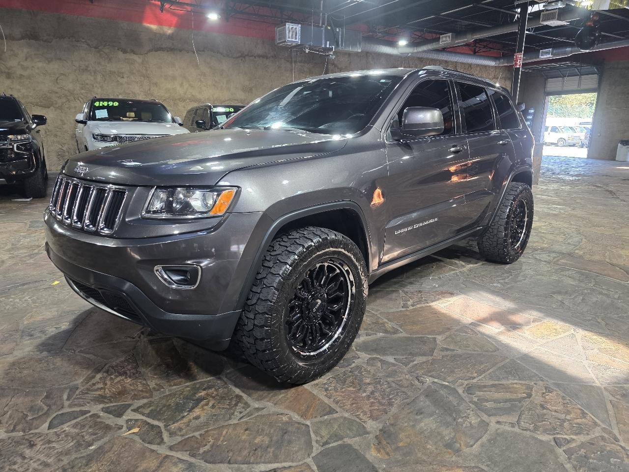 Jeep Grand Cherokee RWD 4dr Laredo 2015