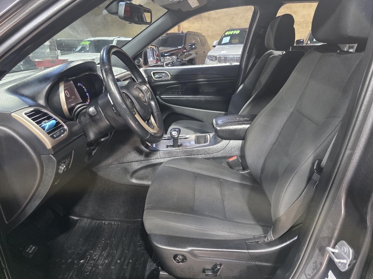 Jeep Grand Cherokee RWD 4dr Laredo 2015