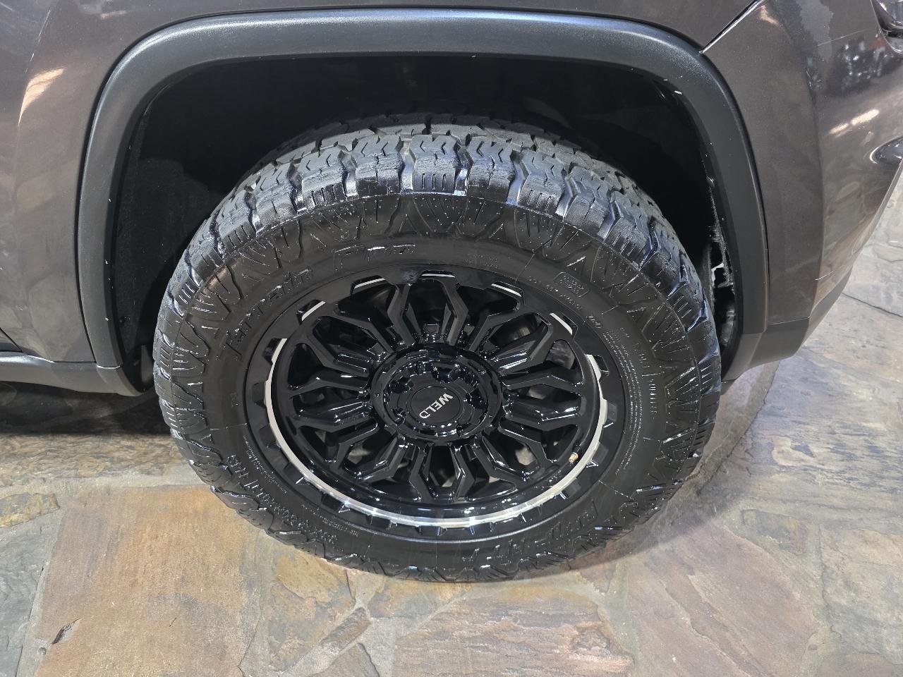 Jeep Grand Cherokee RWD 4dr Laredo 2015