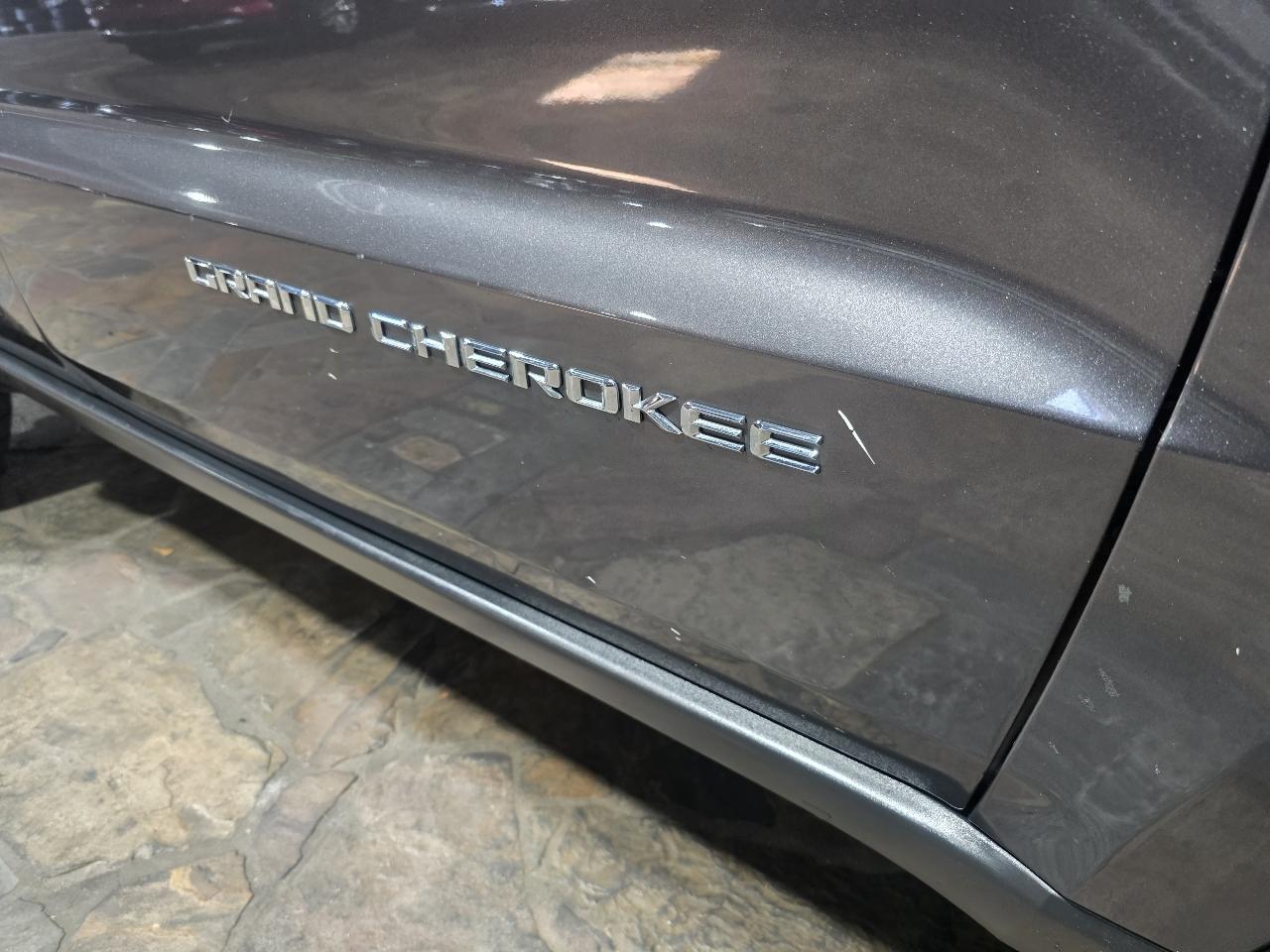 Jeep Grand Cherokee RWD 4dr Laredo 2015