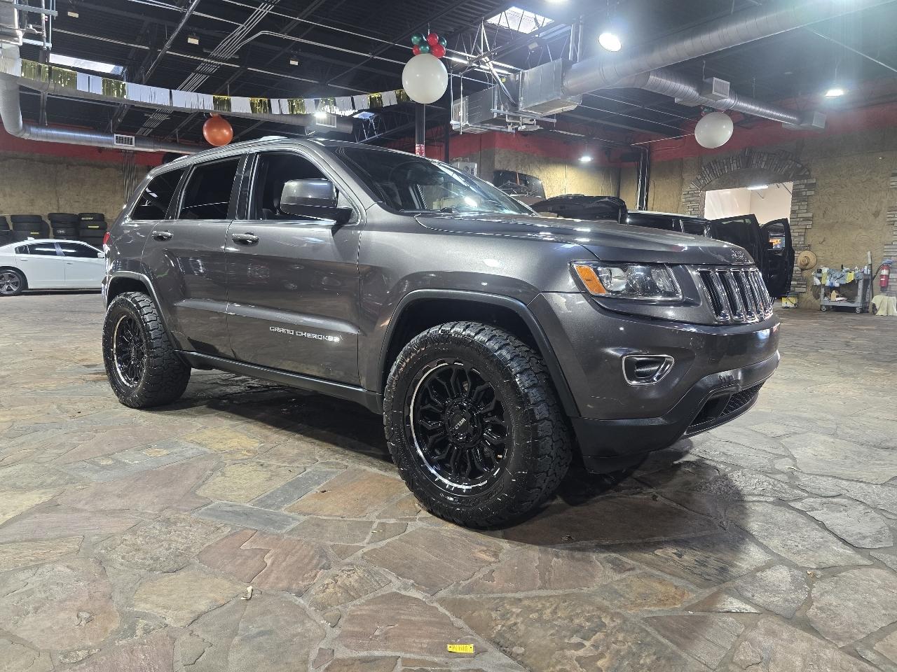 Jeep Grand Cherokee RWD 4dr Laredo 2015
