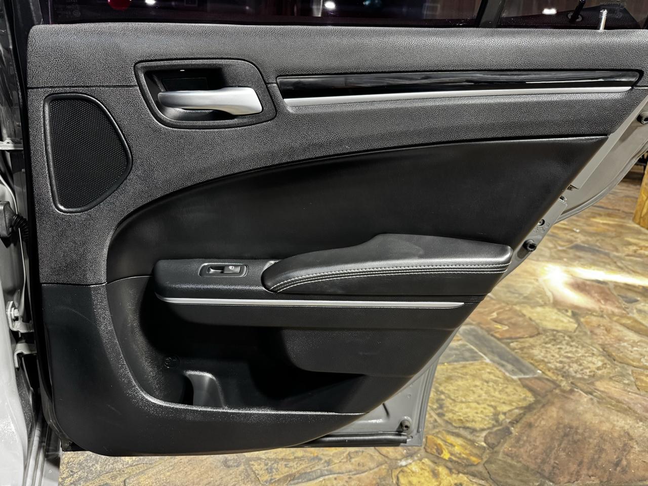 Chrysler 300 300S RWD 2017