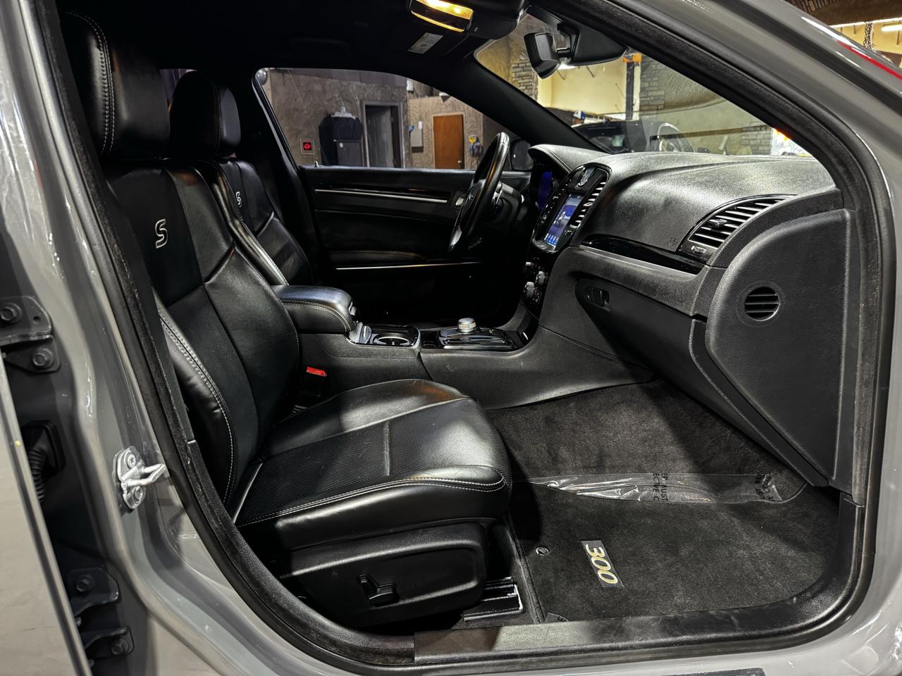 Chrysler 300 300S RWD 2017