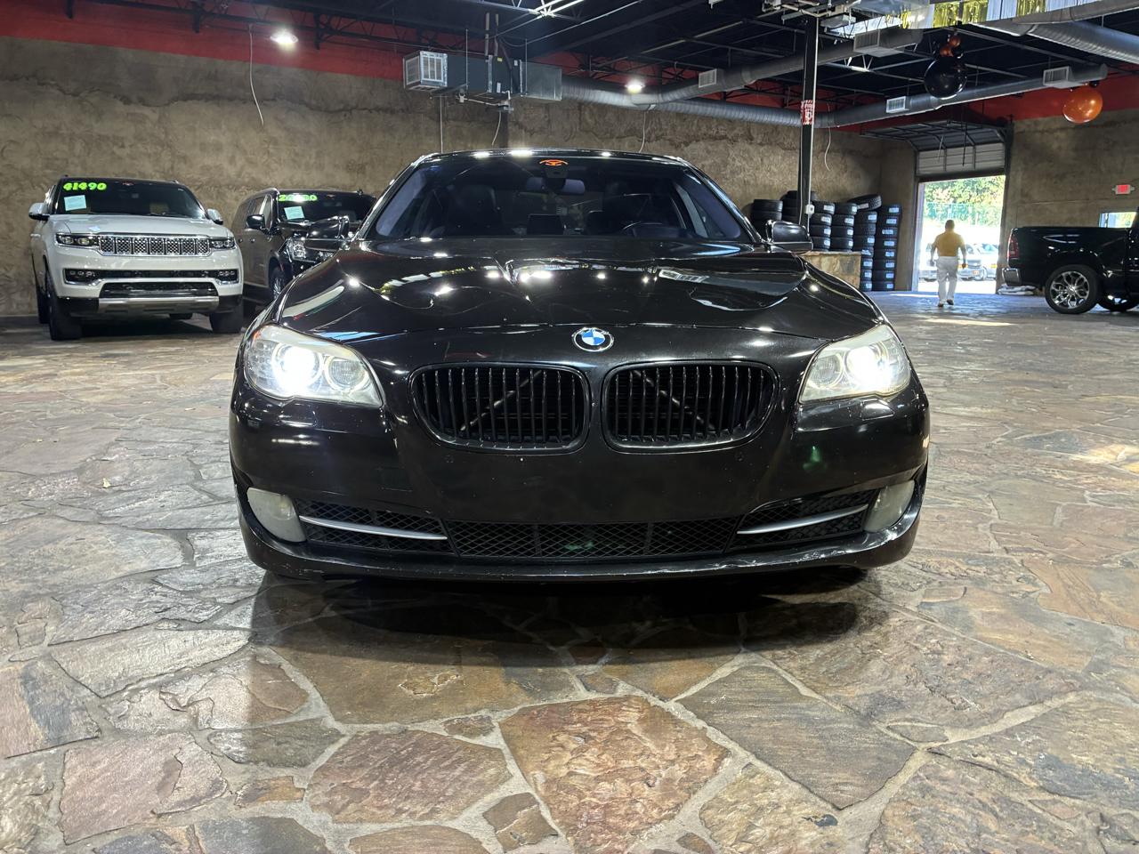 BMW 5 Series 4dr Sdn 535i xDrive AWD 2013