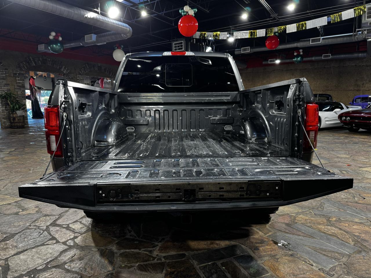 Ford F-150 Platinum 4WD SuperCrew 5.5' Box 2018