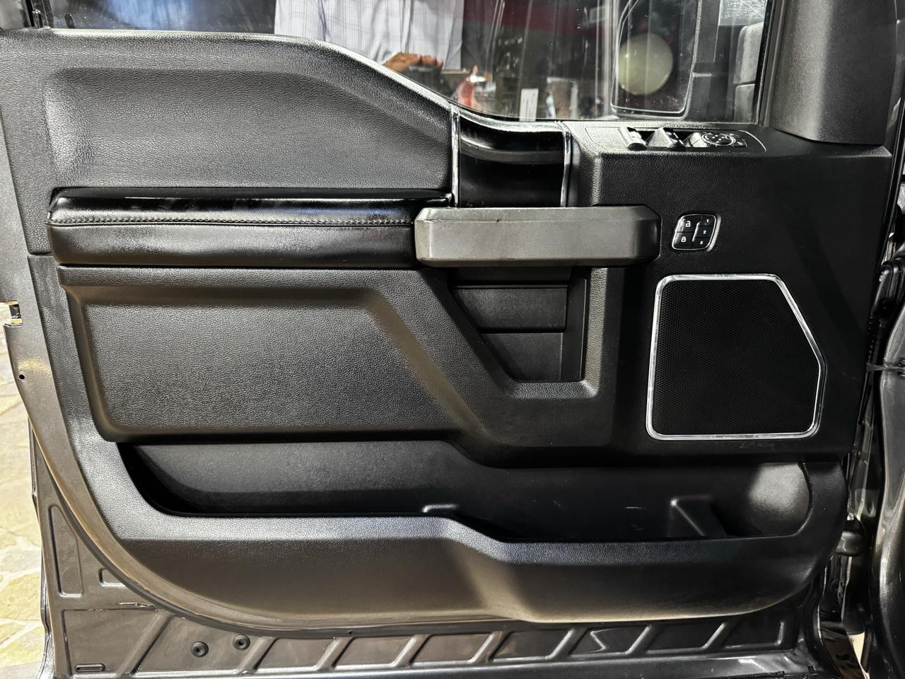 Ford F-150 Platinum 4WD SuperCrew 5.5' Box 2018