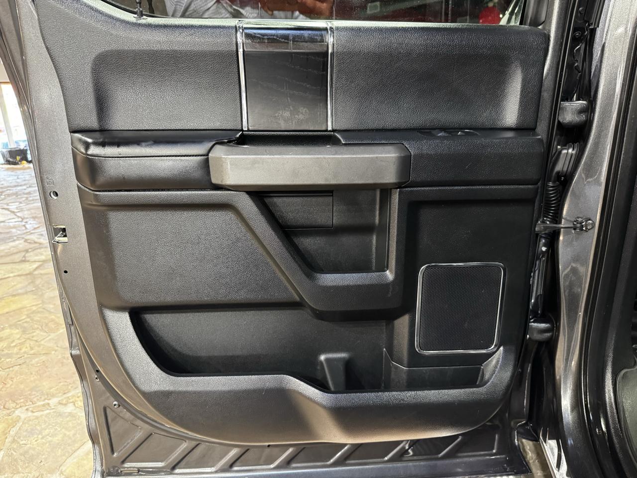 Ford F-150 Platinum 4WD SuperCrew 5.5' Box 2018