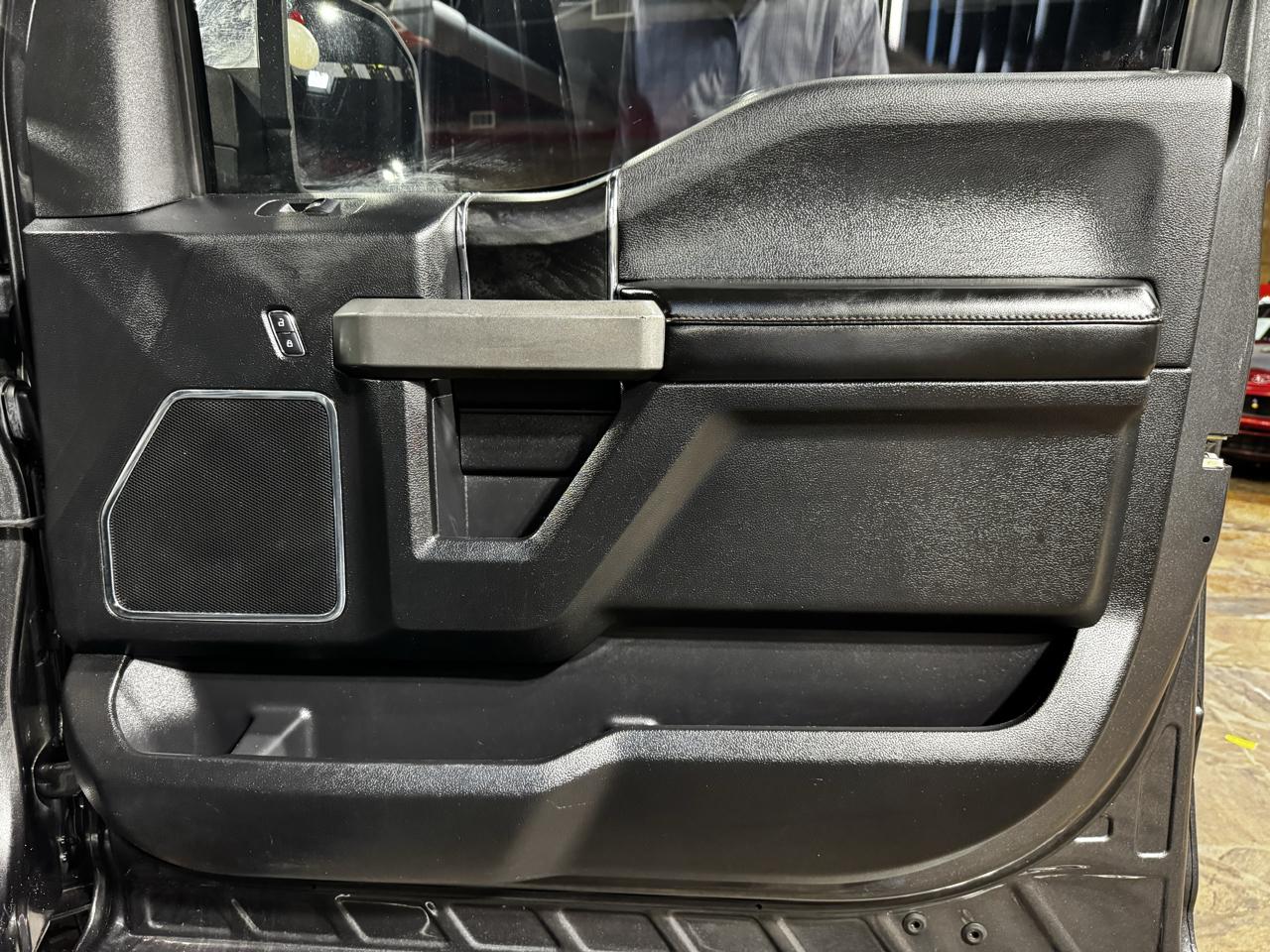 Ford F-150 Platinum 4WD SuperCrew 5.5' Box 2018