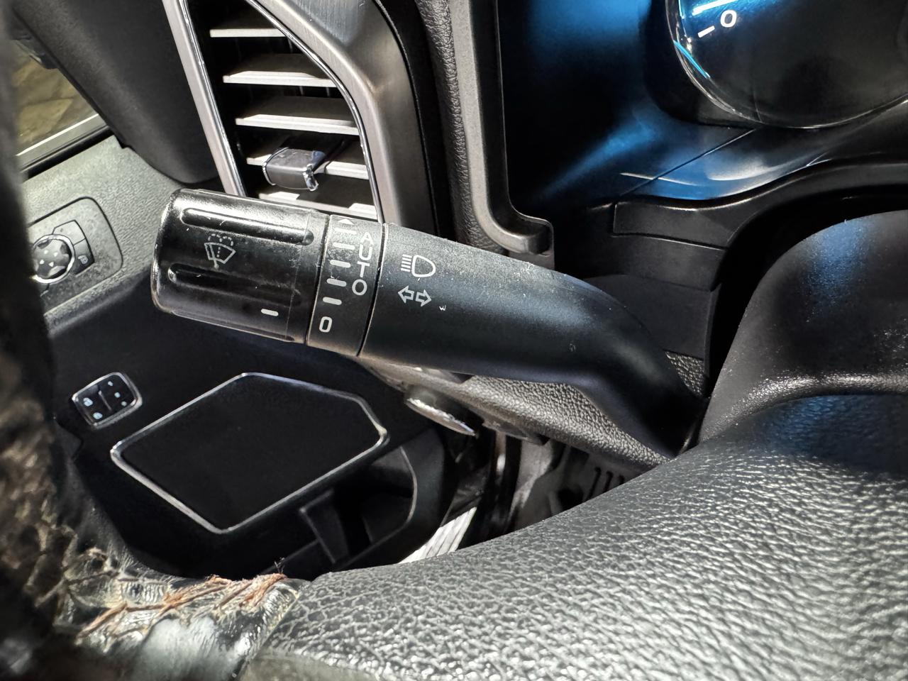 Ford F-150 Platinum 4WD SuperCrew 5.5' Box 2018
