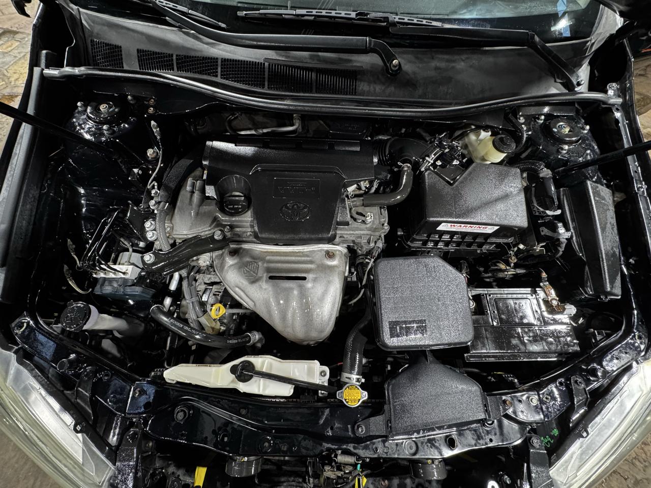 Toyota Camry 4dr Sdn I4 Auto XLE (Natl) 2015