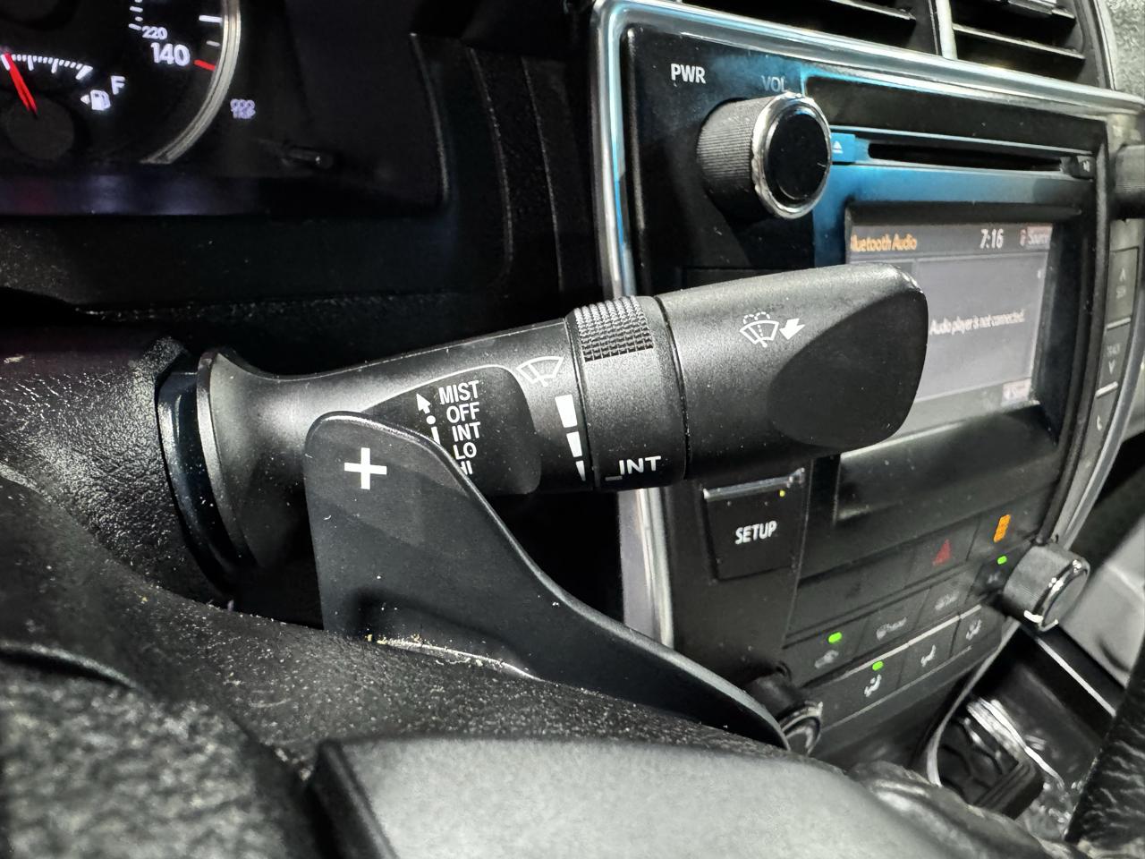 Toyota Camry 4dr Sdn I4 Auto XLE (Natl) 2015