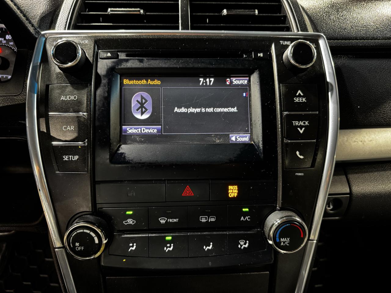 Toyota Camry 4dr Sdn I4 Auto XLE (Natl) 2015