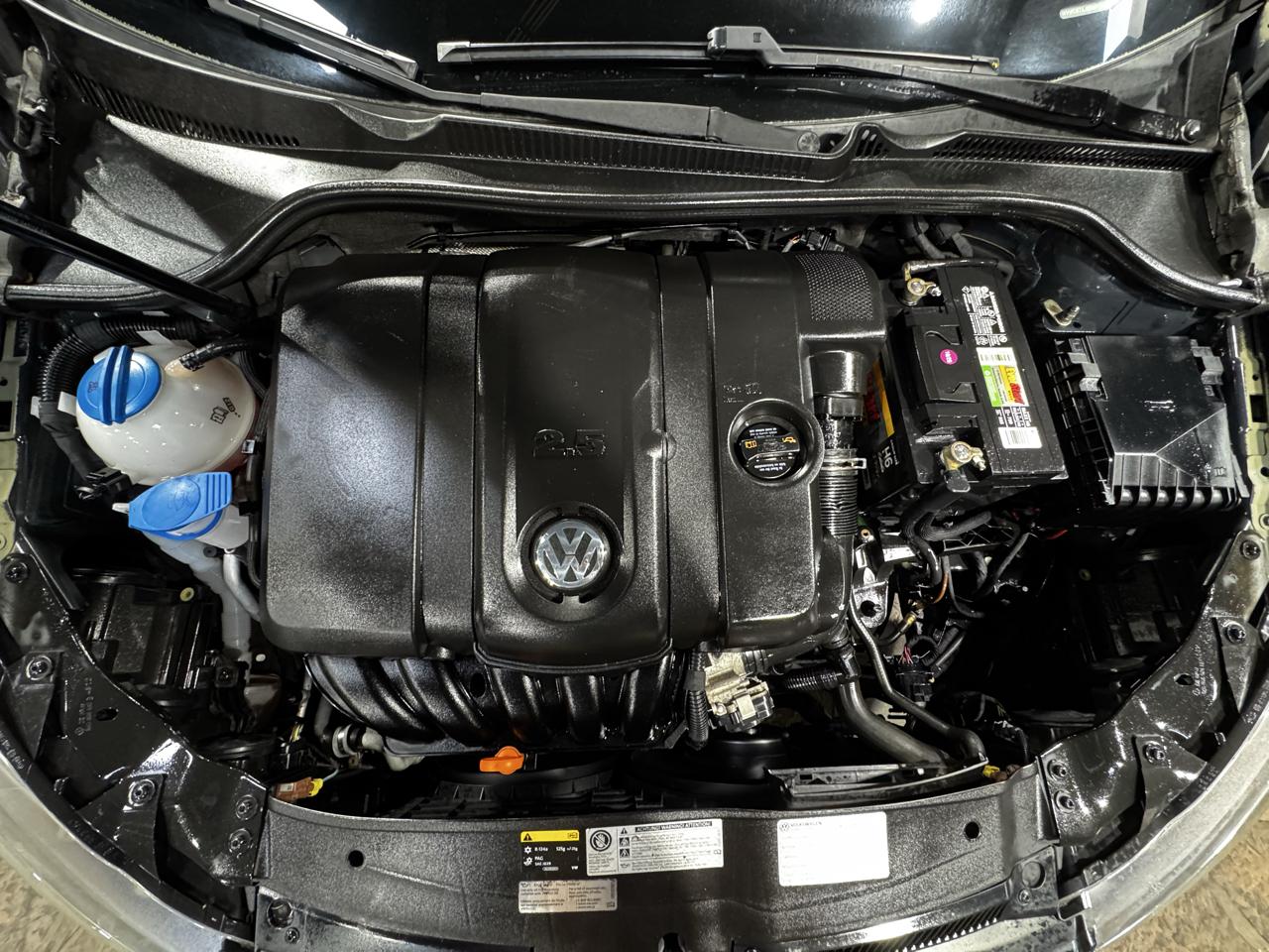 Volkswagen Golf 4dr HB Auto PZEV 2013