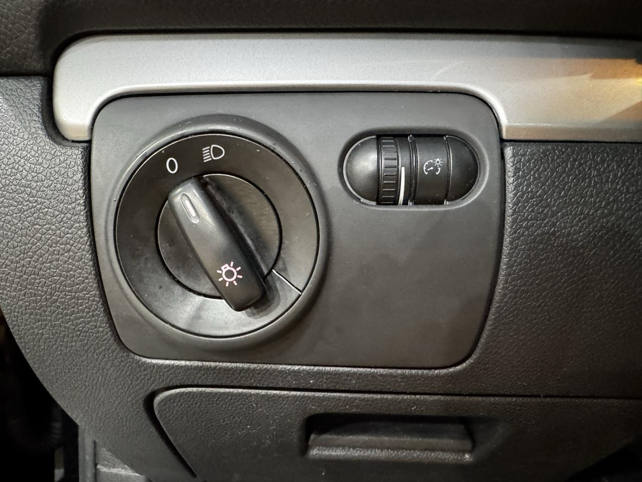 Volkswagen Golf 4dr HB Auto PZEV 2013