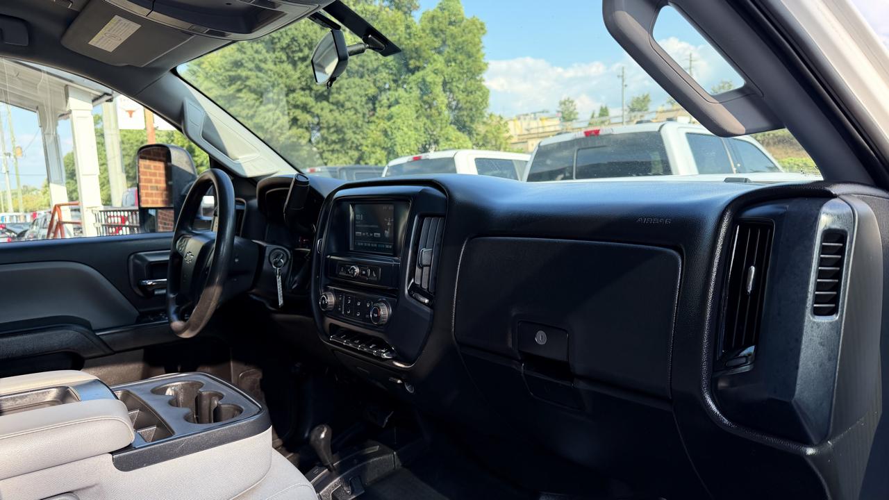 Chevrolet Silverado 3500HD 4WD Crew Cab 171.5" WB, 59.06" CA WT 2018