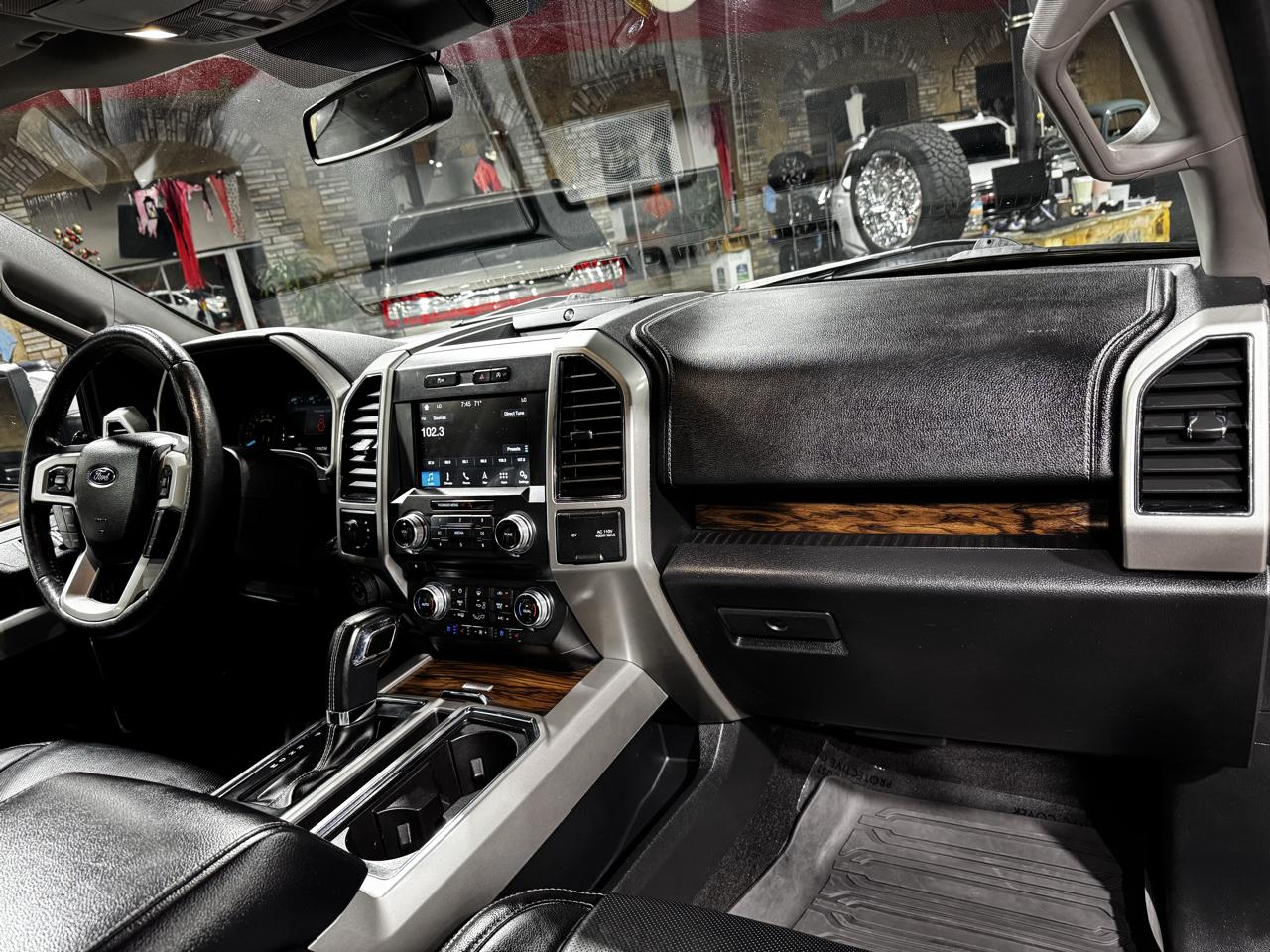 Ford F-150 photo 28