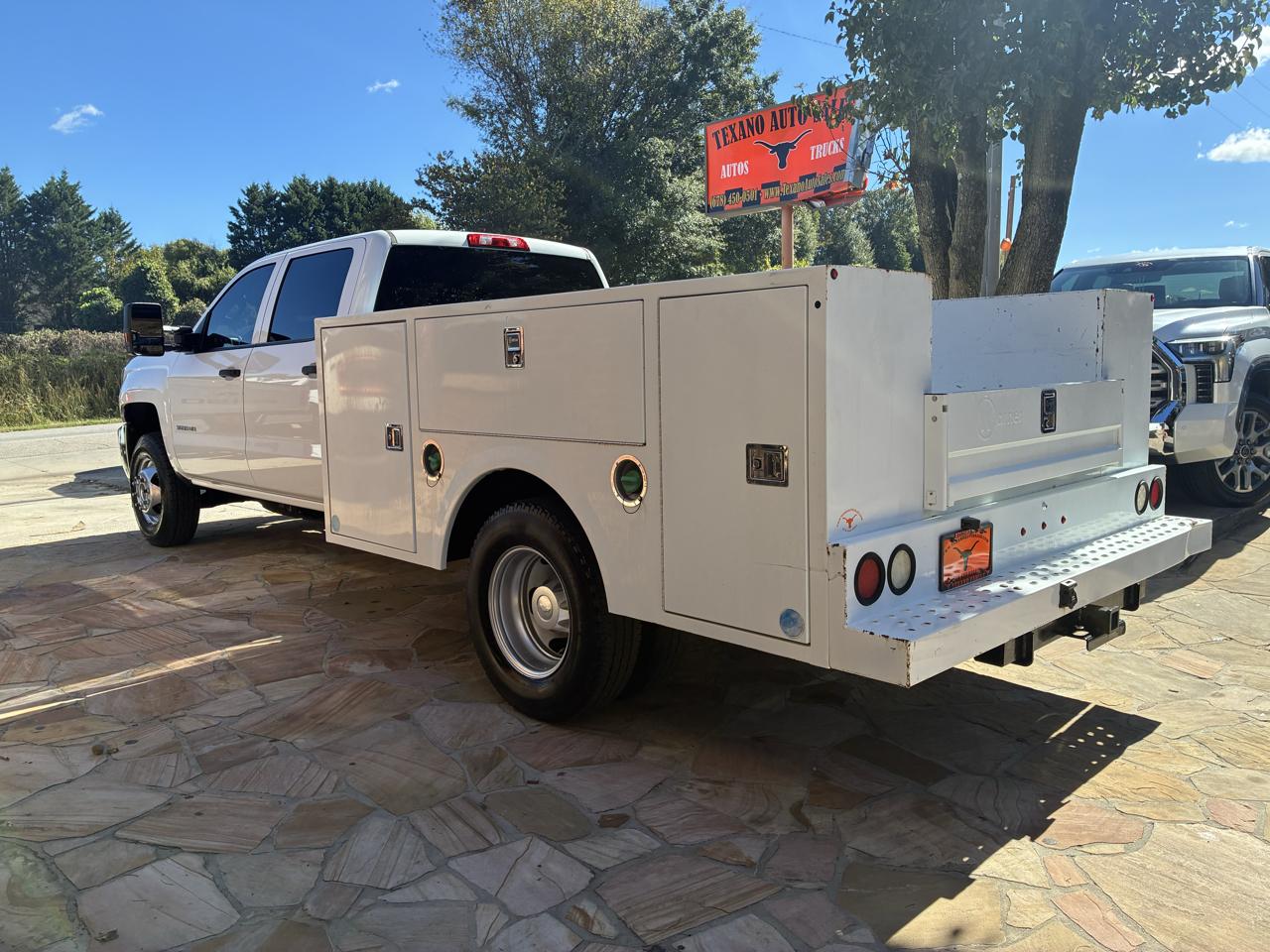 Chevrolet Silverado 3500HD CC 2WD Crew Cab 171.5" WB, 59.06" CA WT 2019