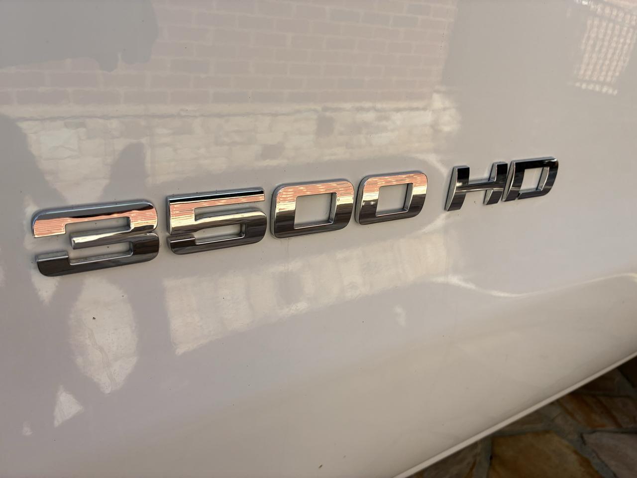 Chevrolet Silverado 3500HD CC 2WD Crew Cab 171.5" WB, 59.06" CA WT 2019