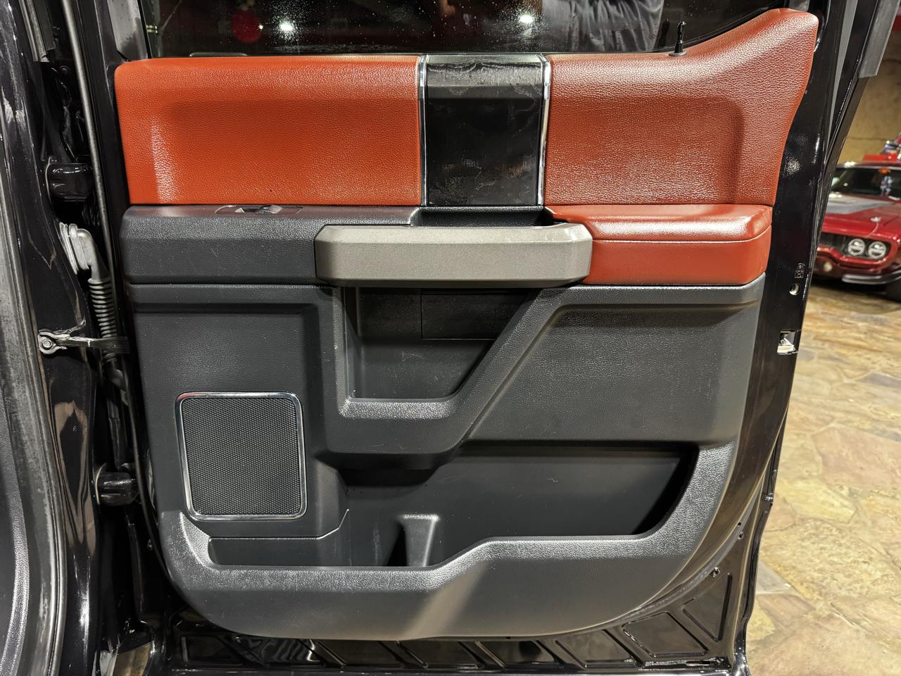 Ford F-150 Platinum 4WD SuperCrew 5.5' Box 2020