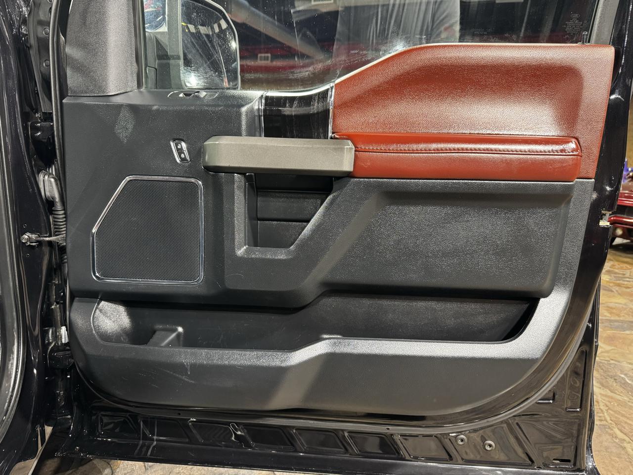 Ford F-150 Platinum 4WD SuperCrew 5.5' Box 2020