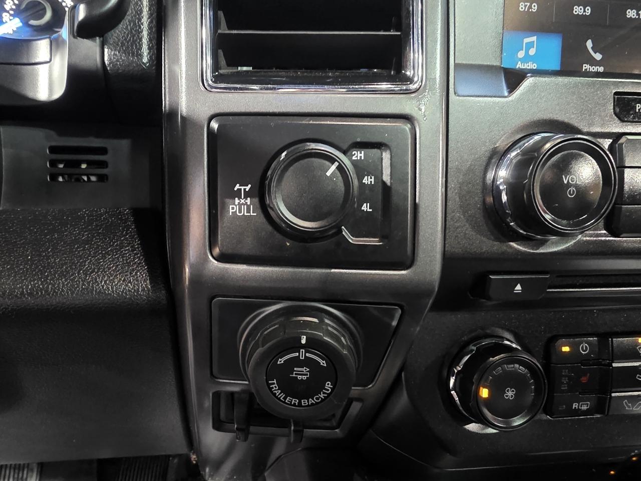 Ford F-150 4WD SuperCrew 139" XLT 2018