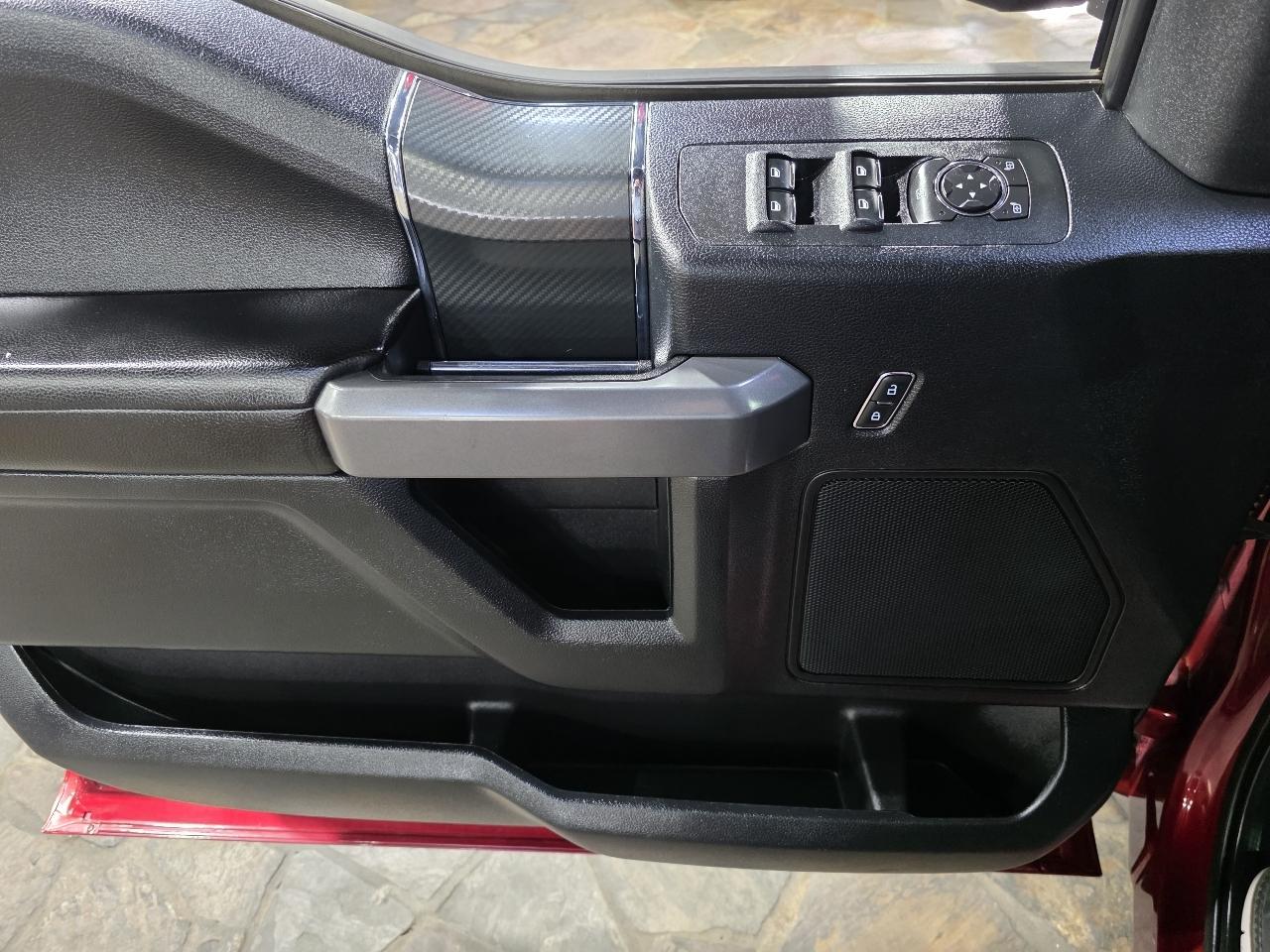 Ford F-150 4WD SuperCrew 139" XLT 2018