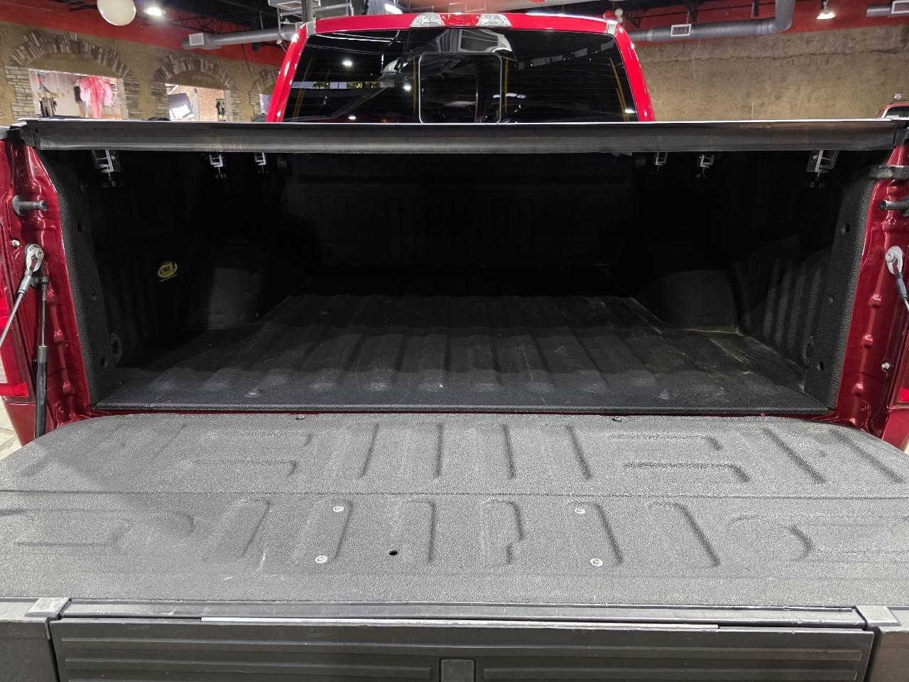 Ford F-150 4WD SuperCrew 139" XLT 2018