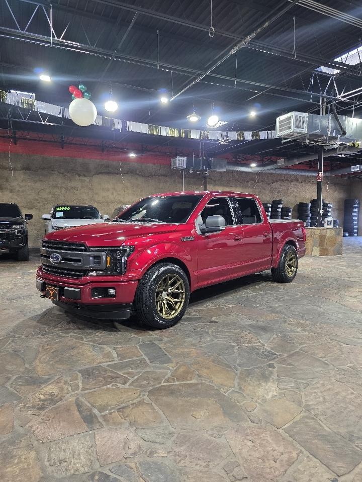 Ford F-150 4WD SuperCrew 139" XLT 2018