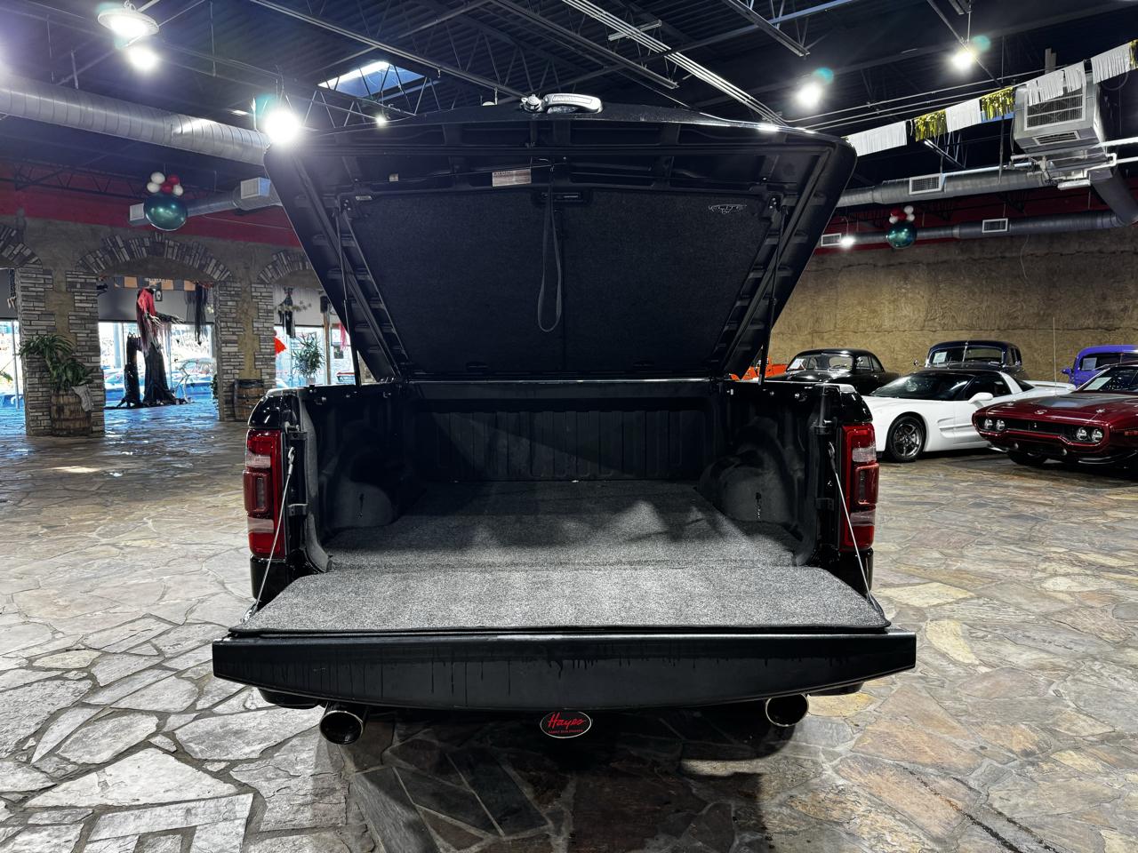 RAM 1500 Longhorn 4x2 Crew Cab 5'7" Box 2019