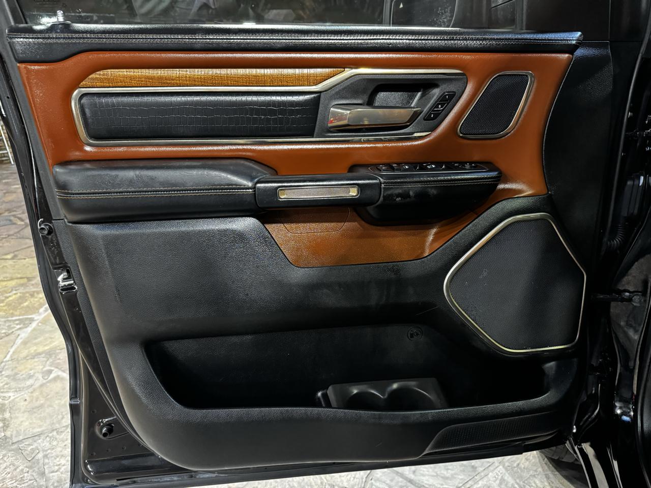 RAM 1500 Longhorn 4x2 Crew Cab 5'7" Box 2019