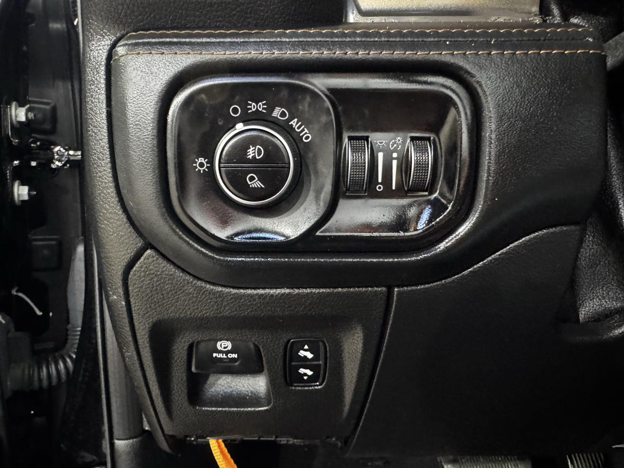 RAM 1500 Longhorn 4x2 Crew Cab 5'7" Box 2019