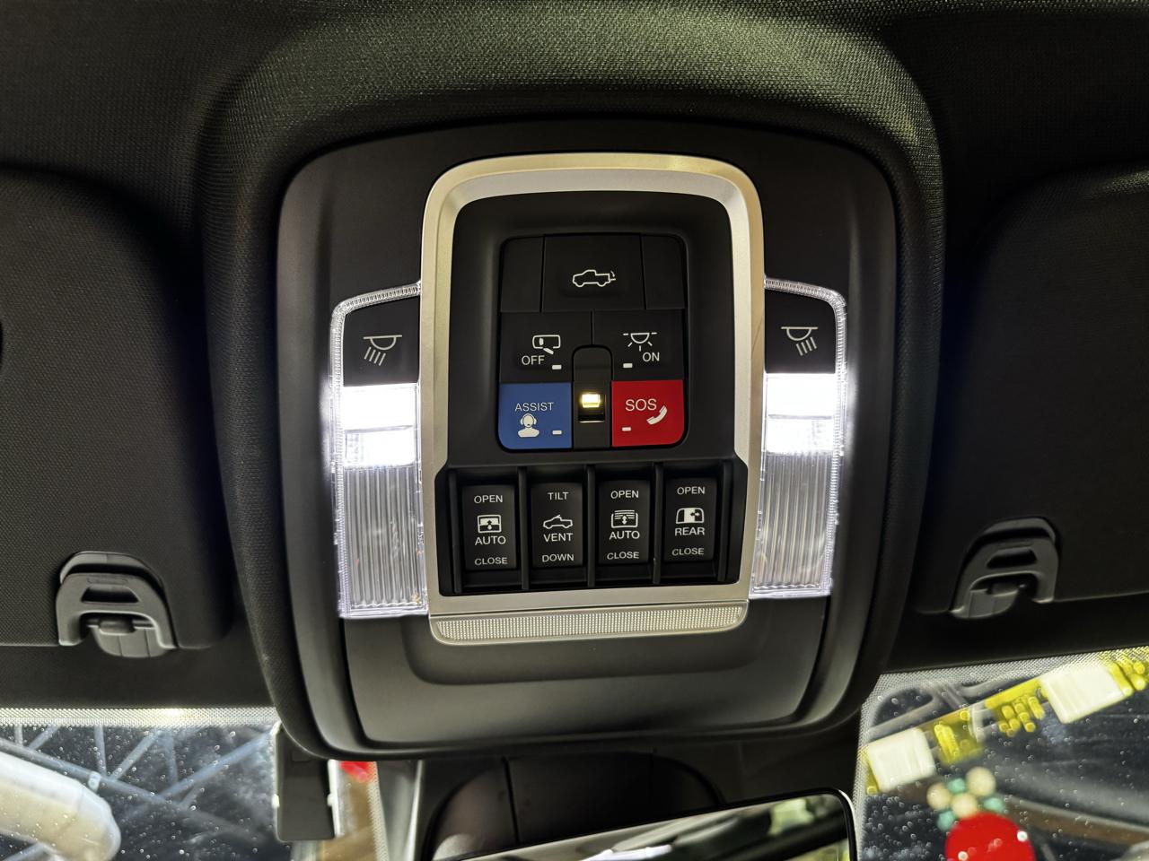 RAM 1500 Longhorn 4x2 Crew Cab 5'7" Box 2019