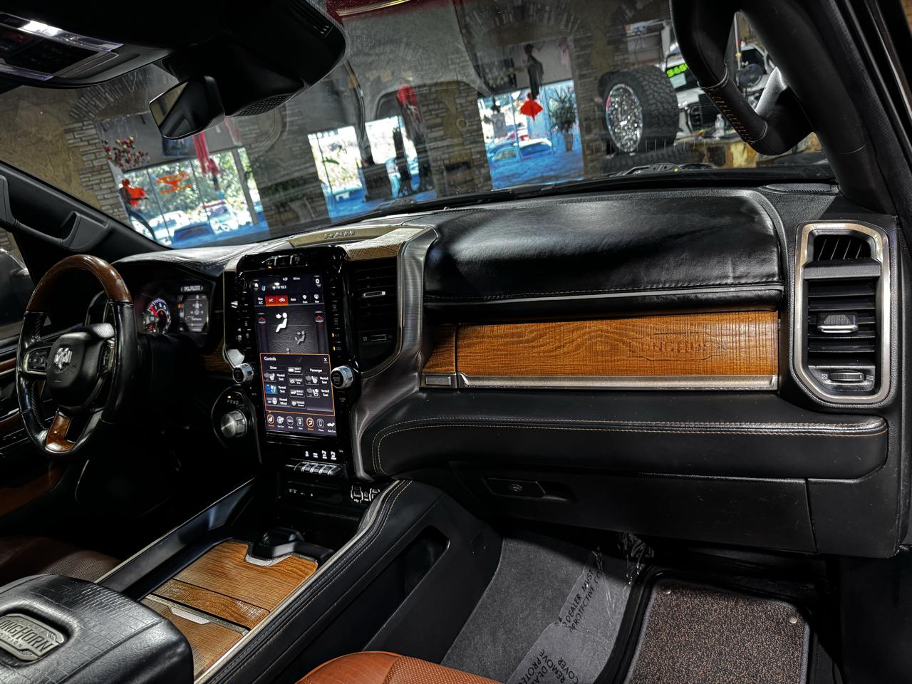 RAM 1500 Longhorn 4x2 Crew Cab 5'7" Box 2019