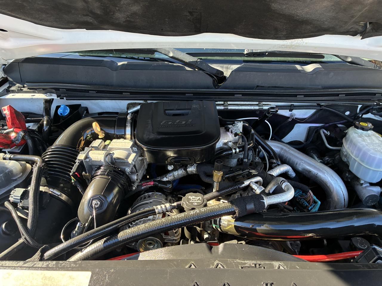 Chevrolet Silverado 3500HD 4WD Crew Cab 167.7" DRW LT 2011