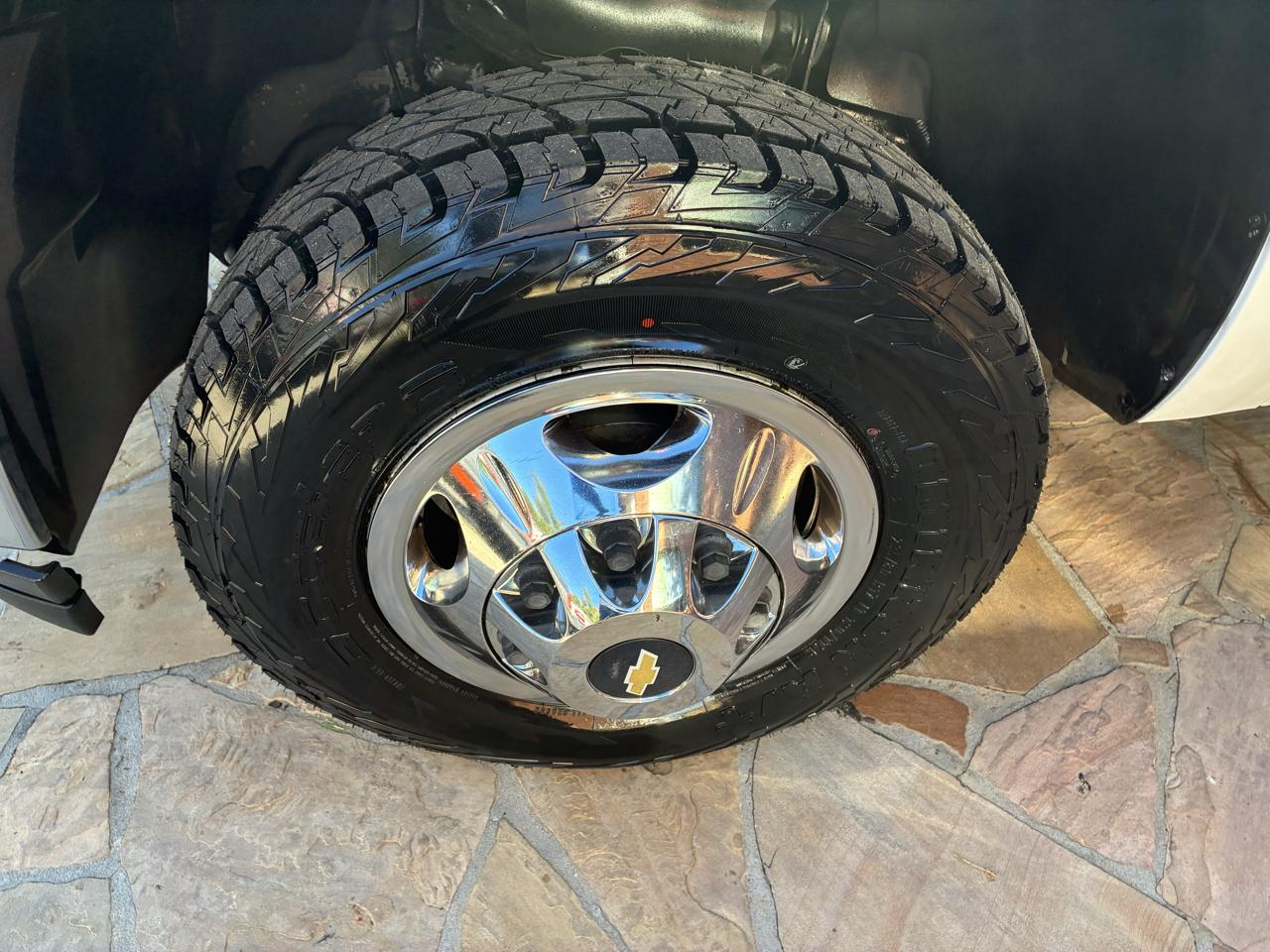 Chevrolet Silverado 3500HD 4WD Crew Cab 167.7" DRW LT 2011