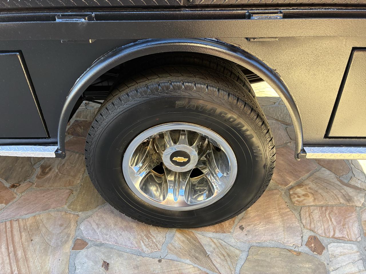 Chevrolet Silverado 3500HD 4WD Crew Cab 167.7" DRW LT 2011