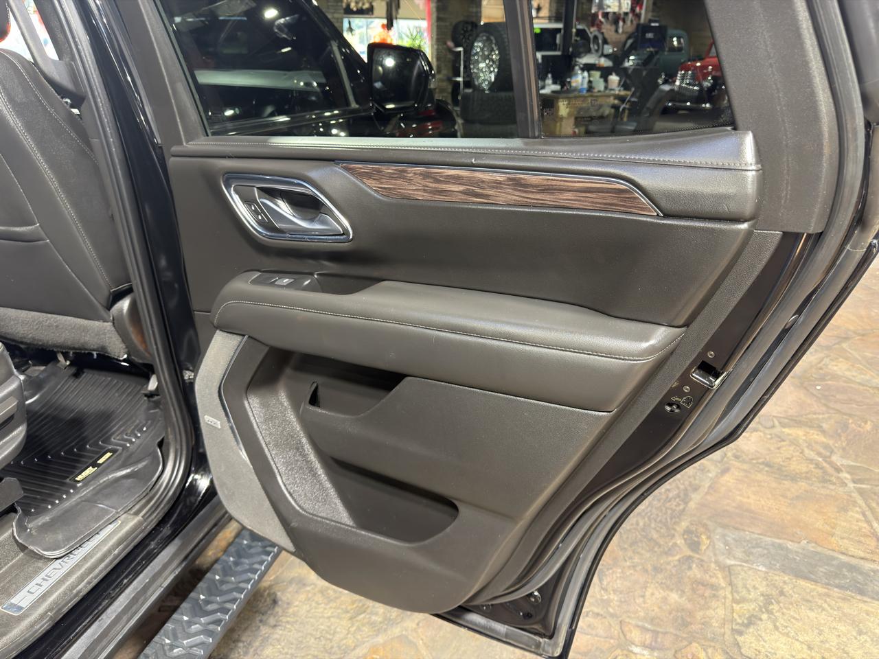 Chevrolet Tahoe 4WD 4dr Z71 2022