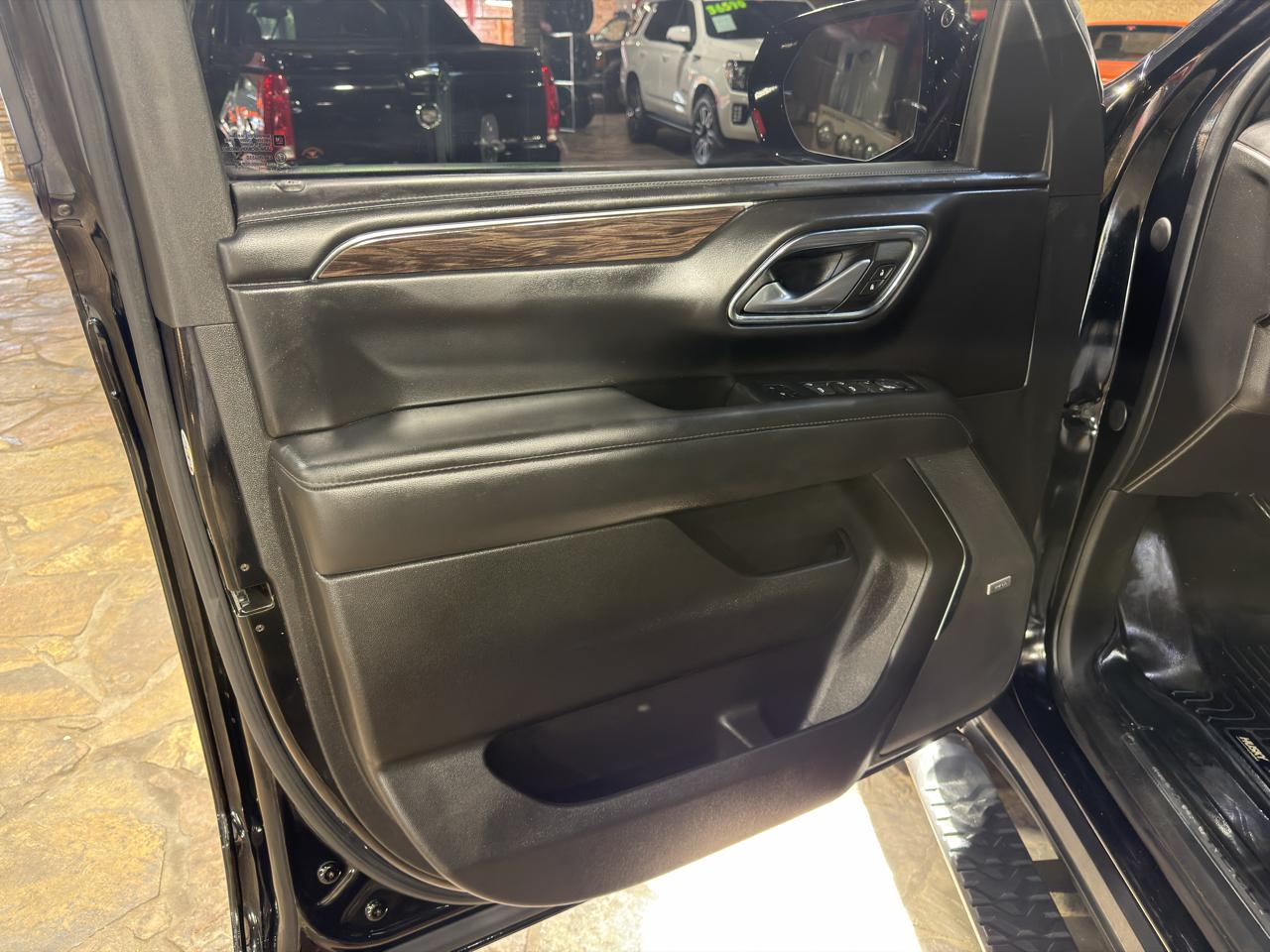 Chevrolet Tahoe 4WD 4dr Z71 2022
