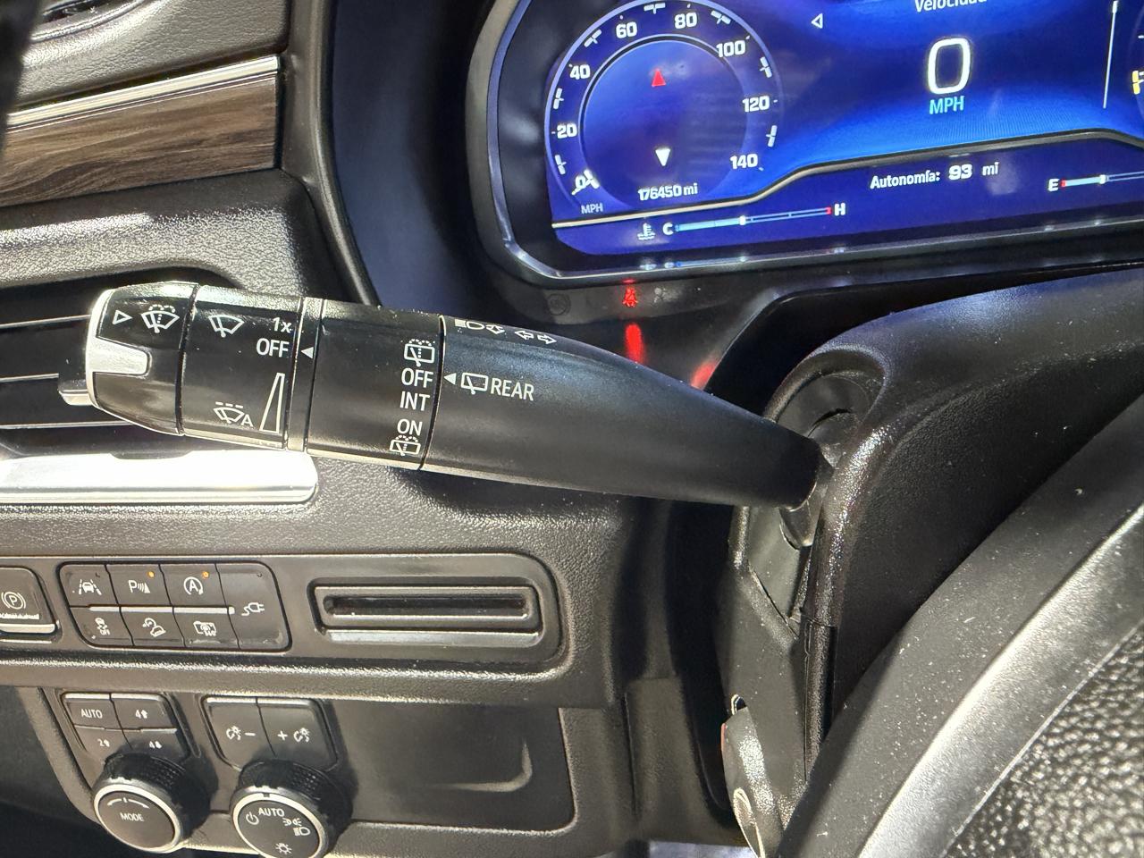 Chevrolet Tahoe 4WD 4dr Z71 2022