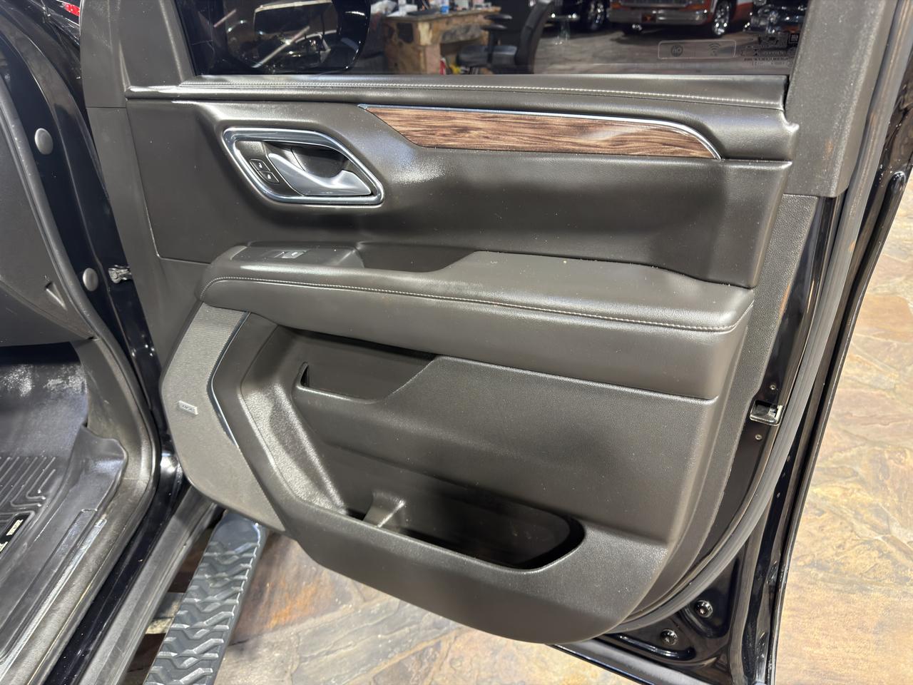 Chevrolet Tahoe 4WD 4dr Z71 2022