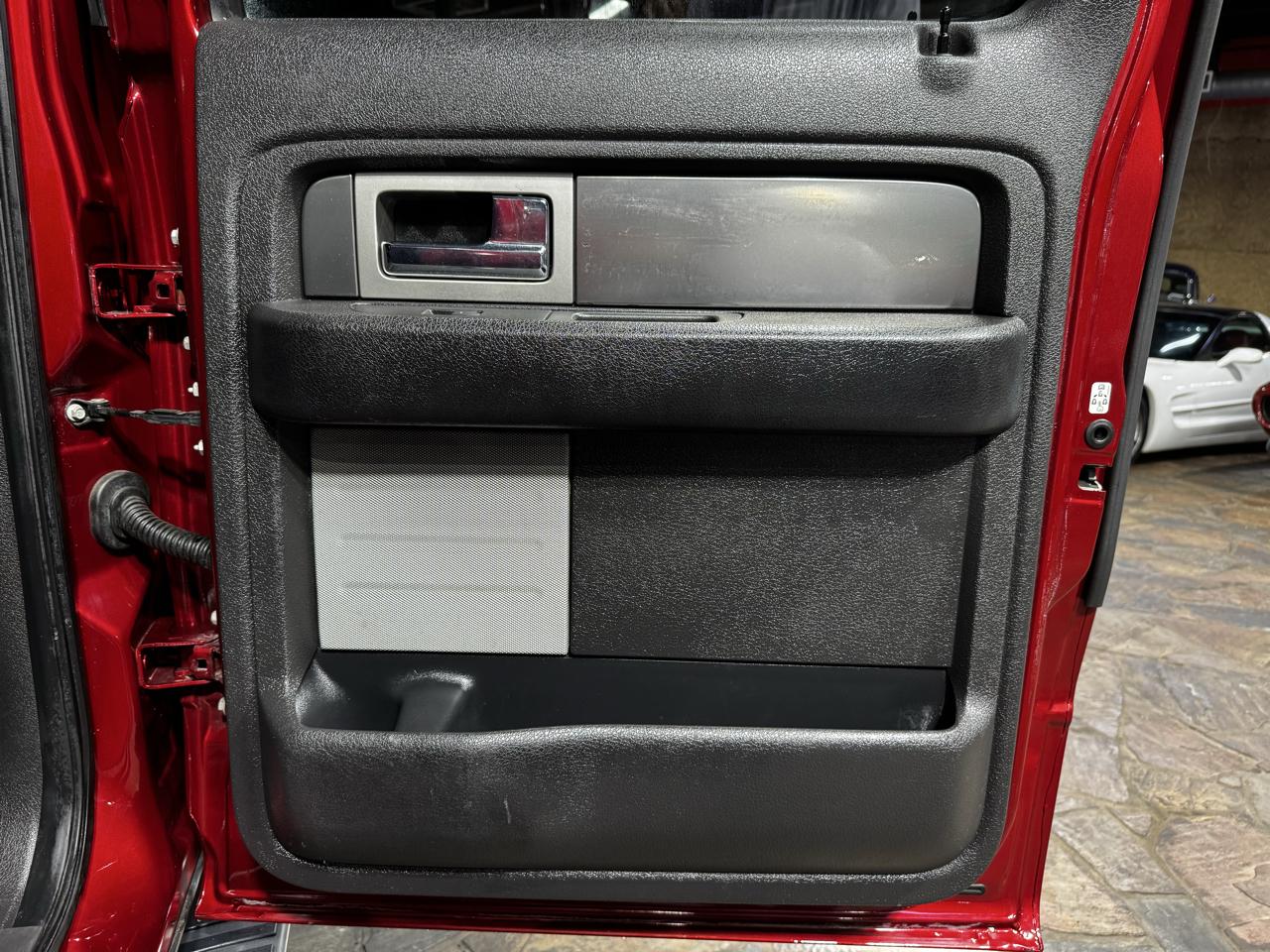 Ford F-150 4WD SuperCrew 145" FX4 2014