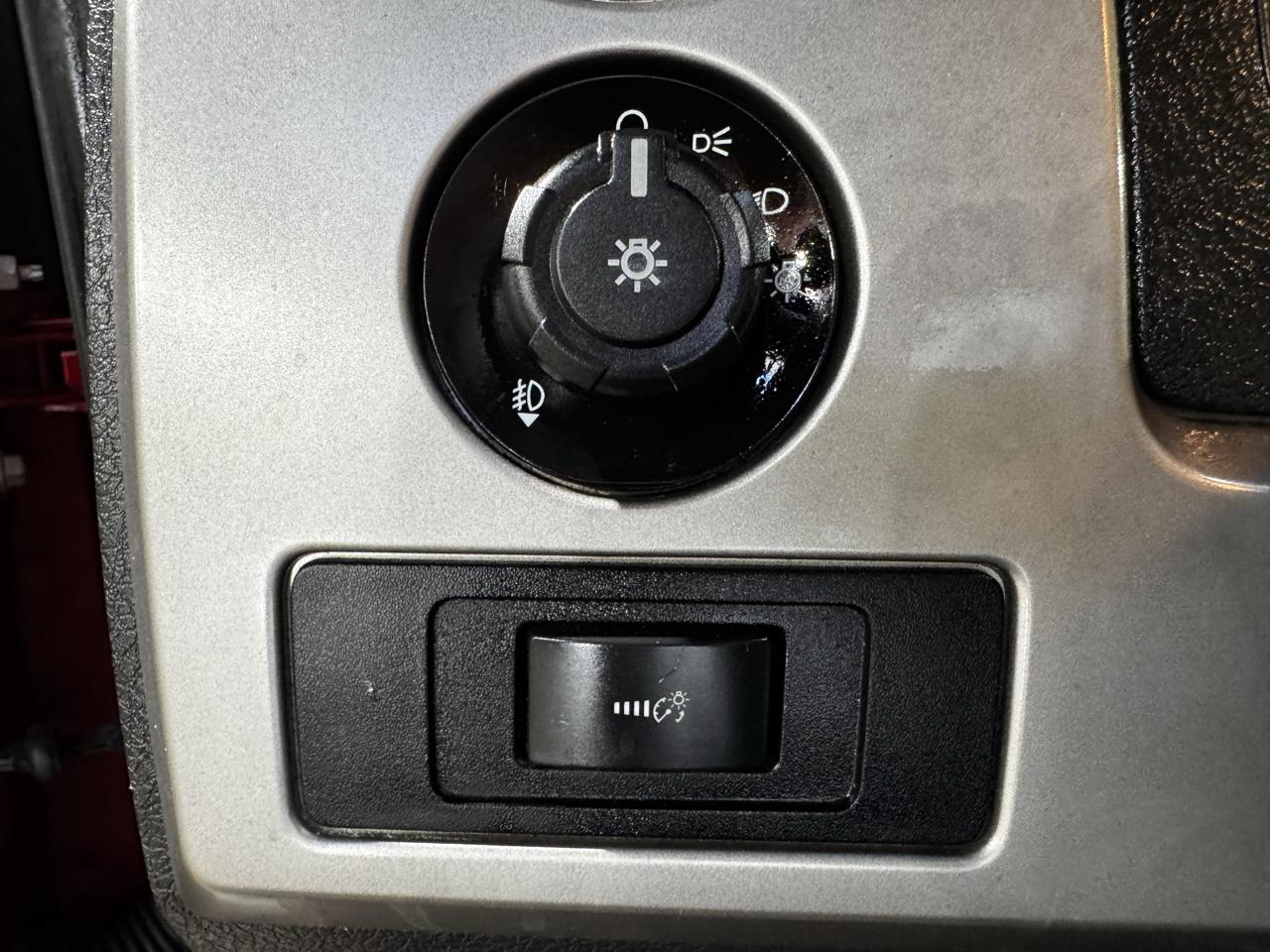 Ford F-150 4WD SuperCrew 145" FX4 2014