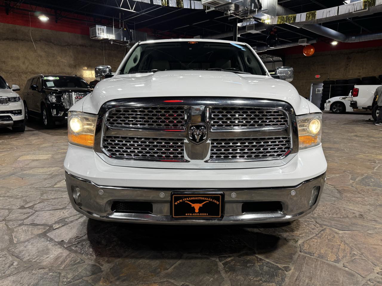 RAM 1500 2WD Crew Cab 140.5" Laramie 2014