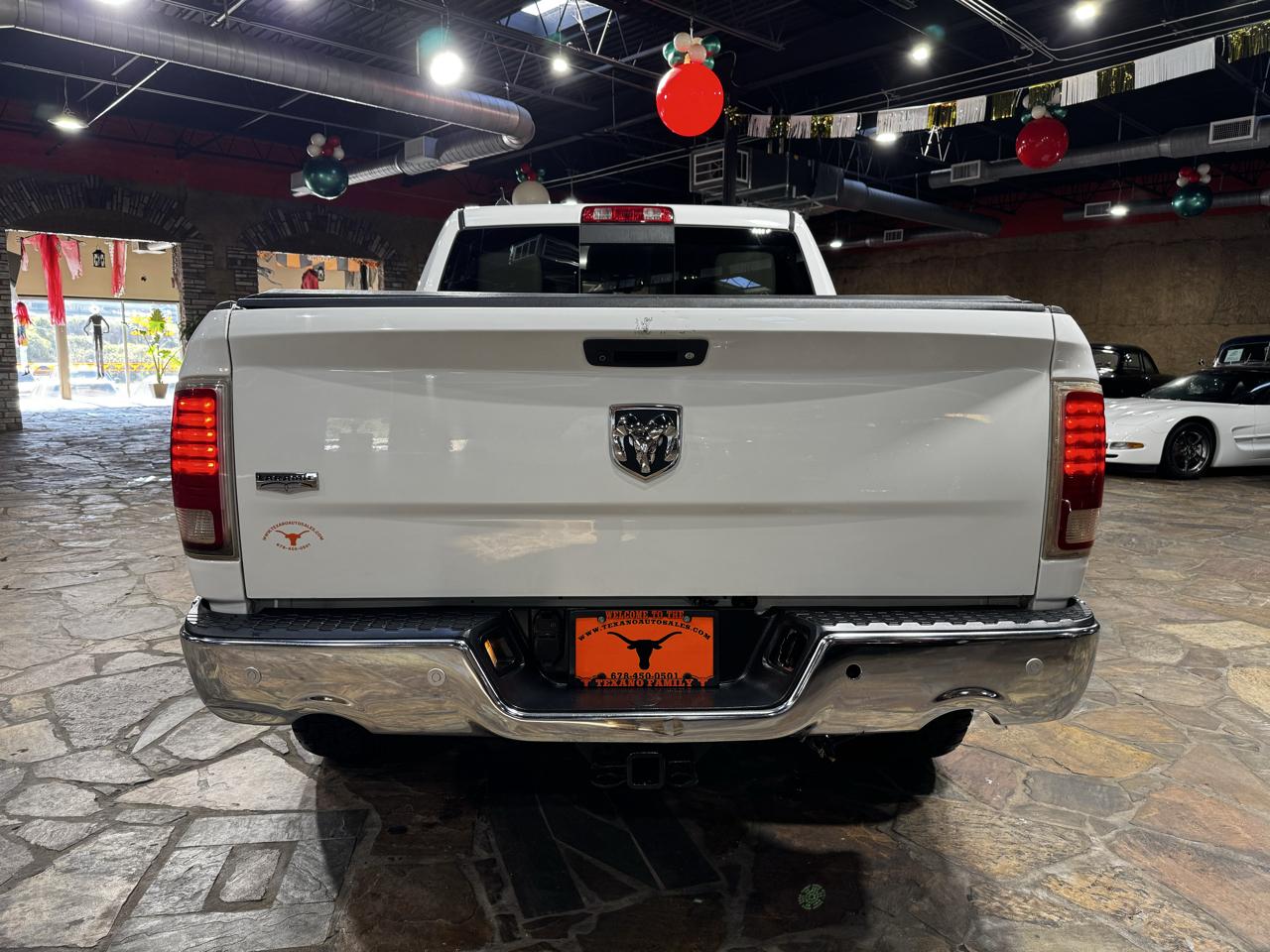 RAM 1500 2WD Crew Cab 140.5" Laramie 2014