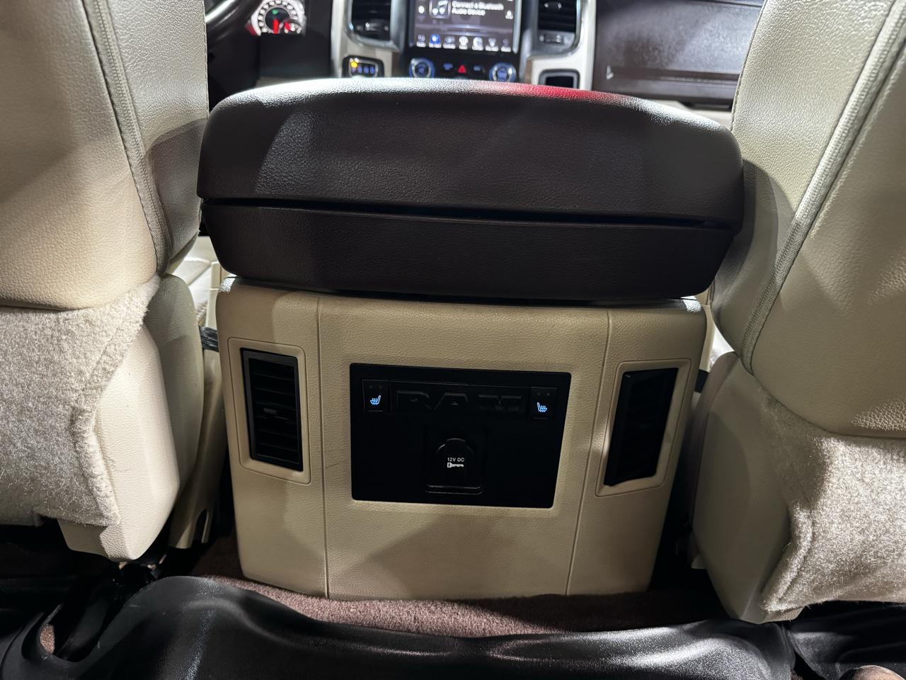 RAM 1500 2WD Crew Cab 140.5" Laramie 2014