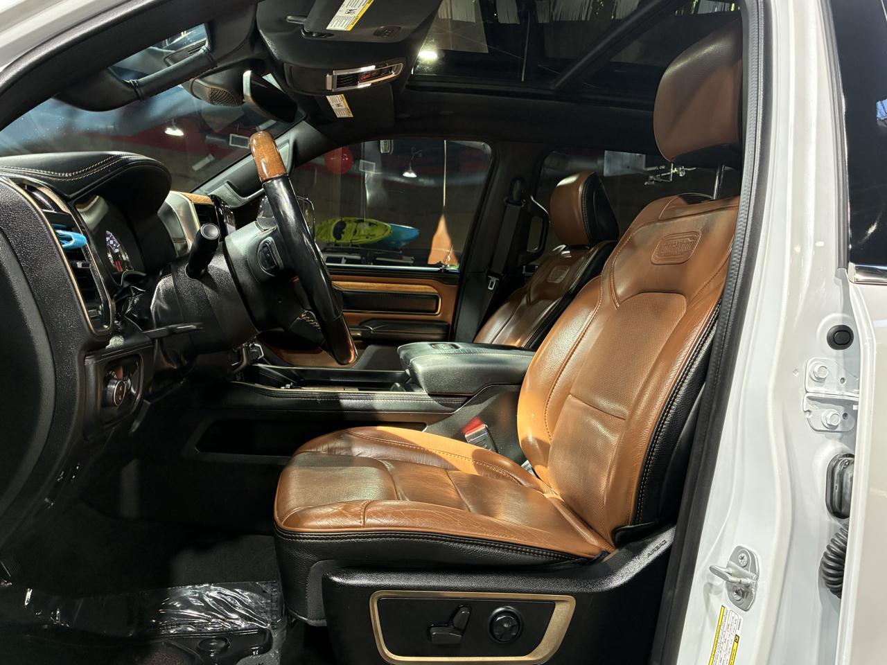 RAM 1500 Longhorn 4x4 Crew Cab 5'7" Box 2022
