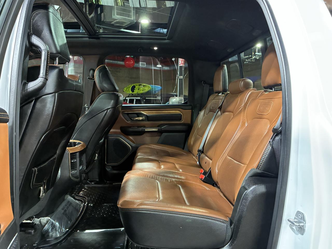RAM 1500 Longhorn 4x4 Crew Cab 5'7" Box 2022